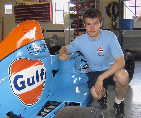Med baggrund i erfaringen som racing engineer blev Nils K. Vestergaard udvalgt af Dunlop til support omkring dæktypeskiftet.